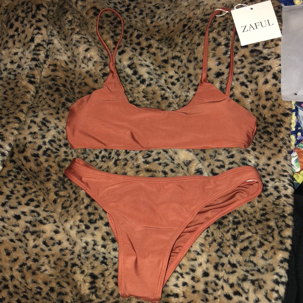 CHEEKY BIKINI SET